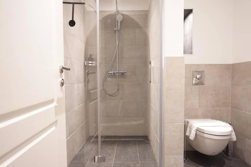 Apartament Next To Danube Canal, 5 Min To City Center With Metro Wiedeń